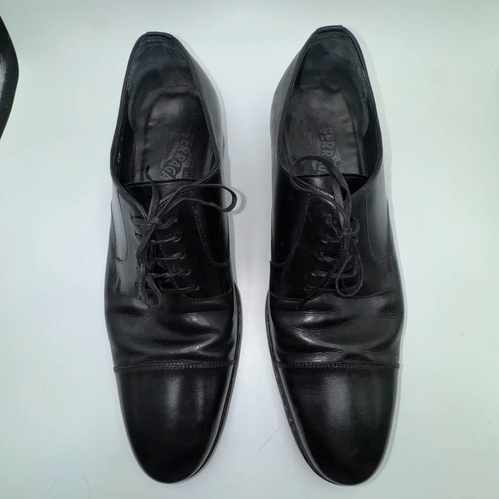 Salvatore Ferragamo Mens Oxford 9 Wide Black Leather Cap Toe Lace Up Dress Shoes